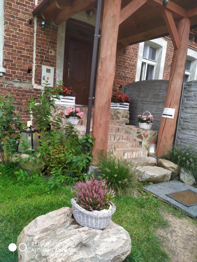 Agroturystyka "U Zrodla" Milicz Exteriör bild